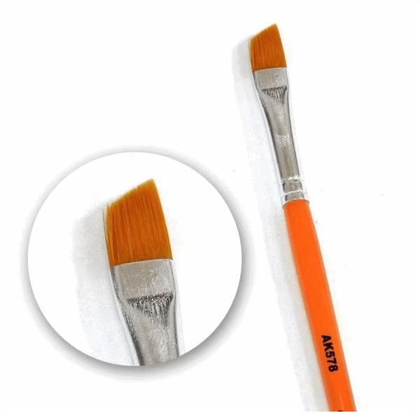 AK Brushes: Weathering Brush Diagonal